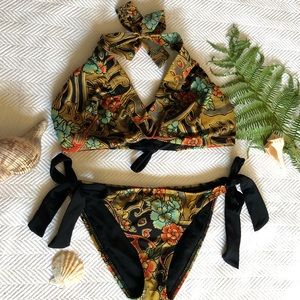 Hurley women’s swimsuit.